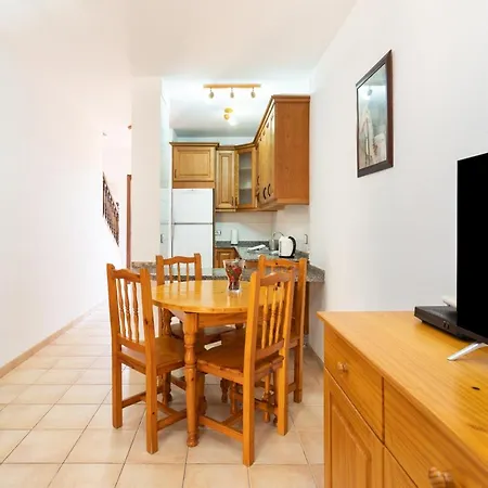 127 Altavista Medano Holiday Home By Sunkeyrents * El Medano (Tenerife)